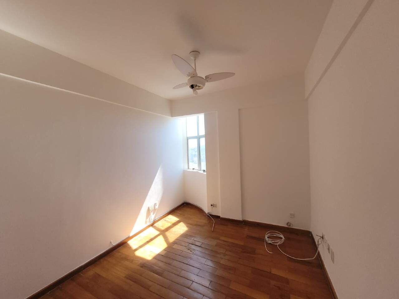 Imagem do imóvel Apartamento para aluguel, 3 quartos, 1 suíte, 2 vagas, Buritis - Belo Horizonte/MG