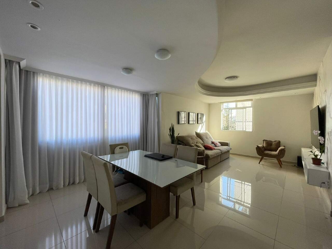 Imagem do imóvel Apartamento à venda, 3 quartos, 1 suíte, 2 vagas, Buritis - Belo Horizonte/MG