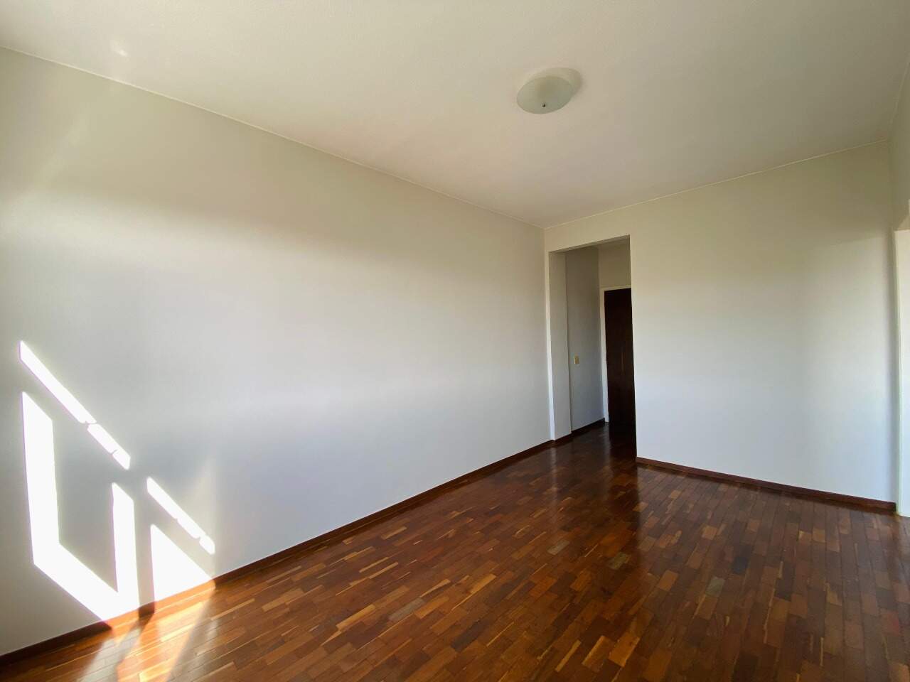 Imagem do imóvel Apartamento para aluguel, 2 quartos, 1 suíte, 1 vaga, Nova Suíssa - Belo Horizonte/MG