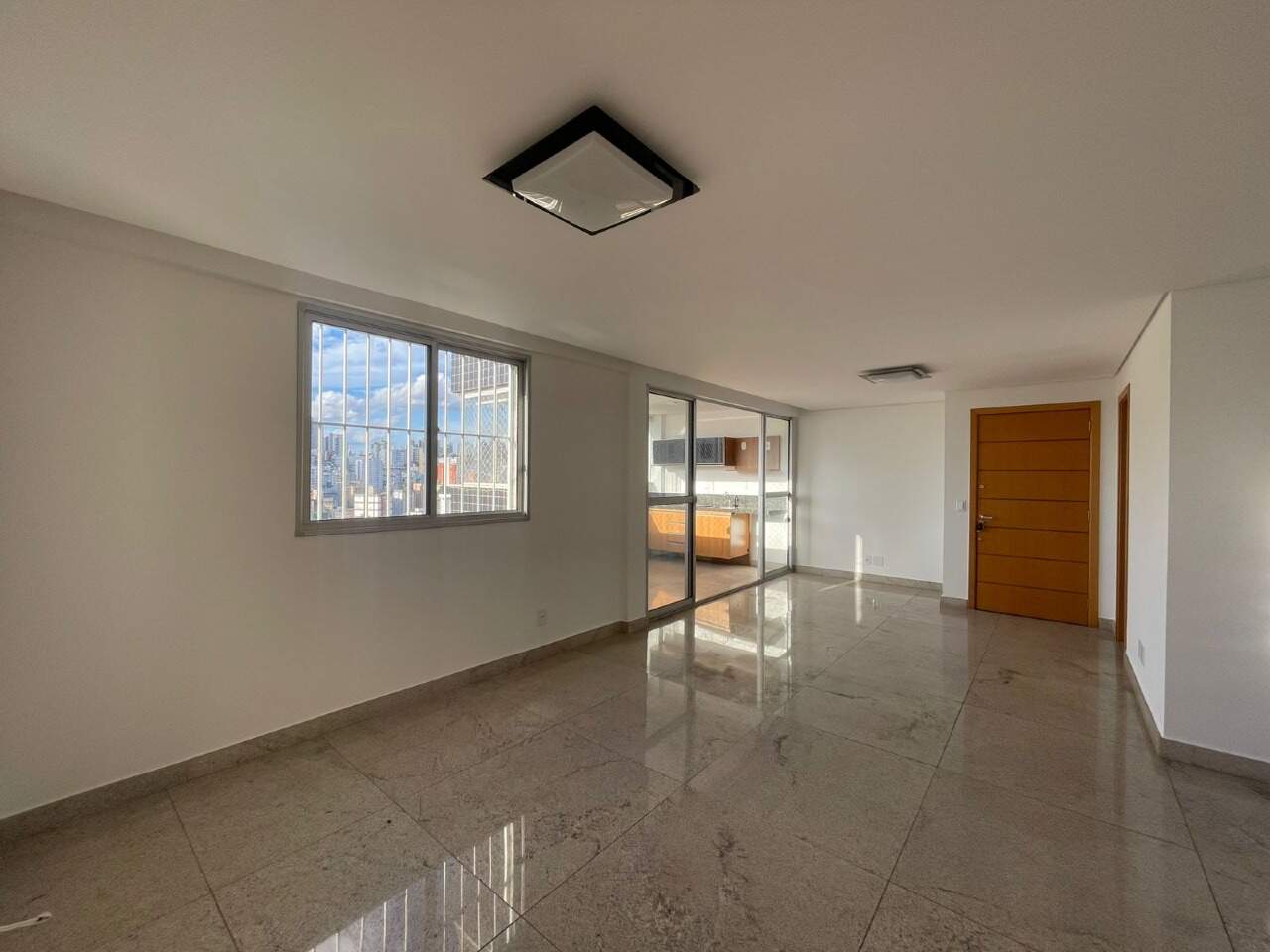 Imagem do imóvel Apartamento à venda, 3 quartos, 1 suíte, 2 vagas, Buritis - Belo Horizonte/MG