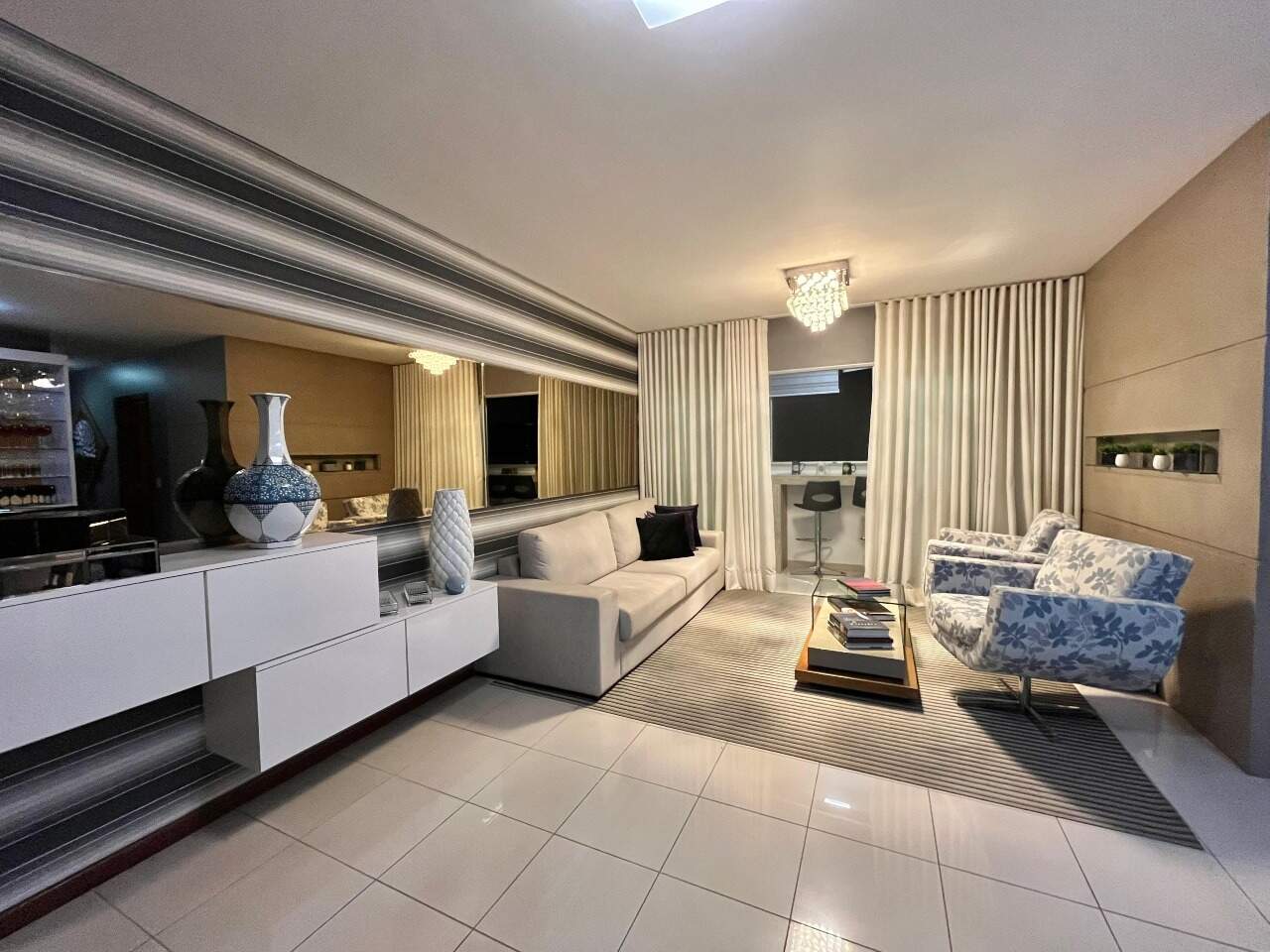 Imagem do imóvel Apartamento à venda, 4 quartos, 1 suíte, 2 vagas, Buritis - Belo Horizonte/MG