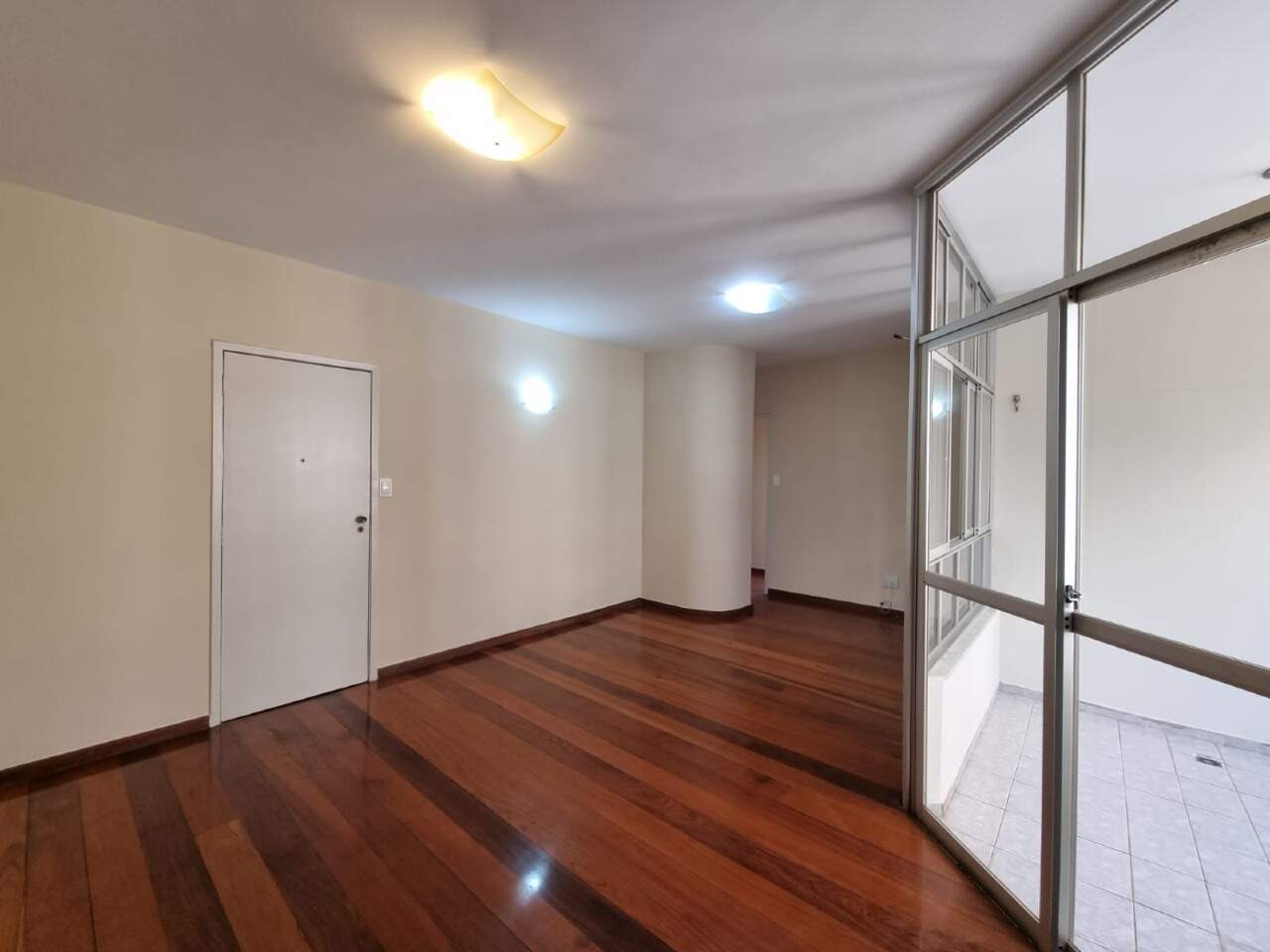 Imagem do imóvel Apartamento para aluguel, 3 quartos, 1 suíte, 2 vagas, Buritis - Belo Horizonte/MG