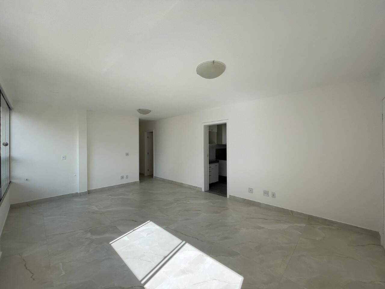 Imagem do imóvel Apartamento à venda, 4 quartos, 1 suíte, 2 vagas, Buritis - Belo Horizonte/MG