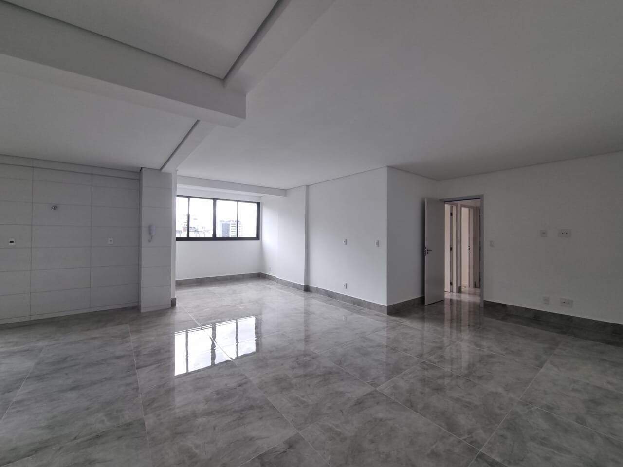 Imagem do imóvel Apartamento para aluguel, 3 quartos, 1 suíte, 3 vagas, Buritis - Belo Horizonte/MG