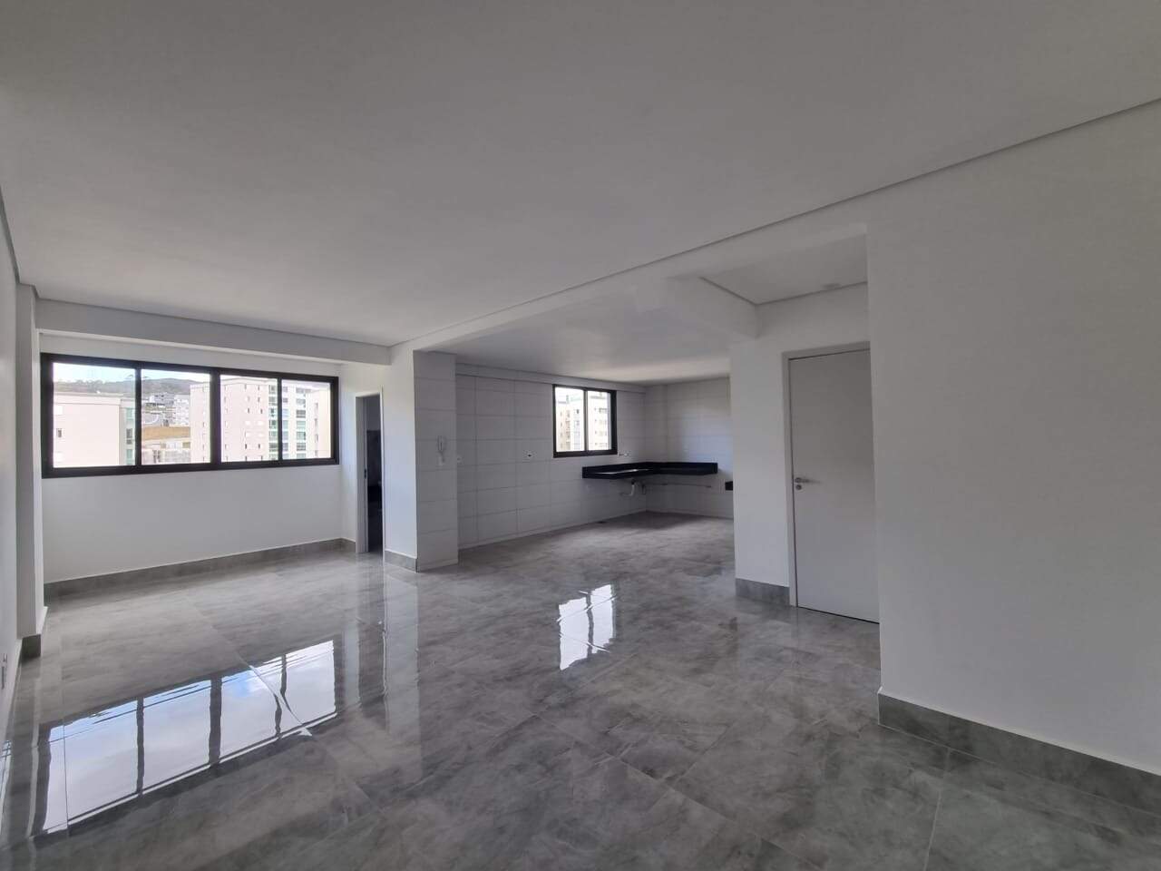 Imagem do imóvel Apartamento para aluguel, 3 quartos, 1 suíte, 3 vagas, Buritis - Belo Horizonte/MG