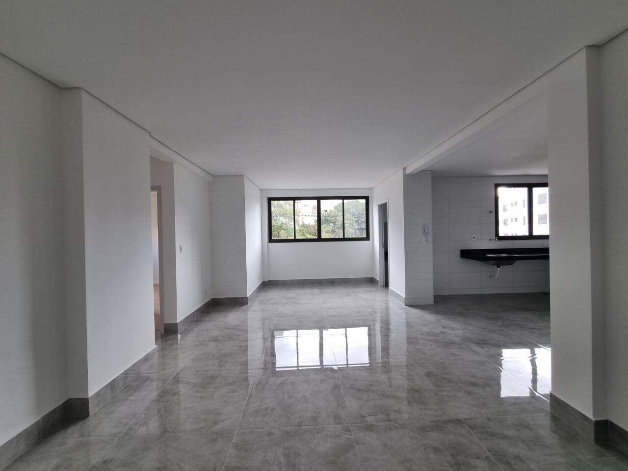 Imagem do imóvel Apartamento para aluguel, 2 quartos, 1 suíte, 2 vagas, Buritis - Belo Horizonte/MG