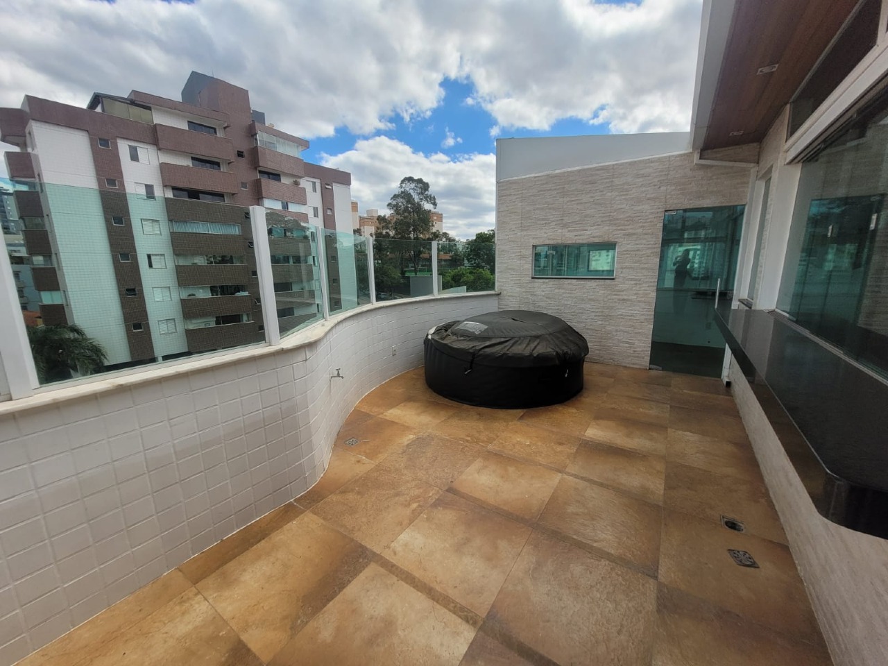 Imagem do imóvel Cobertura para aluguel, 3 quartos, 2 suítes, 3 vagas, Buritis - Belo Horizonte/MG