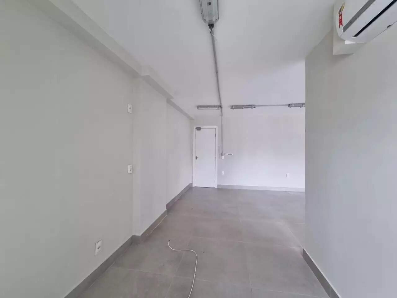 Imagem do imóvel Sala para aluguel, 2 vagas, Buritis - Belo Horizonte/MG