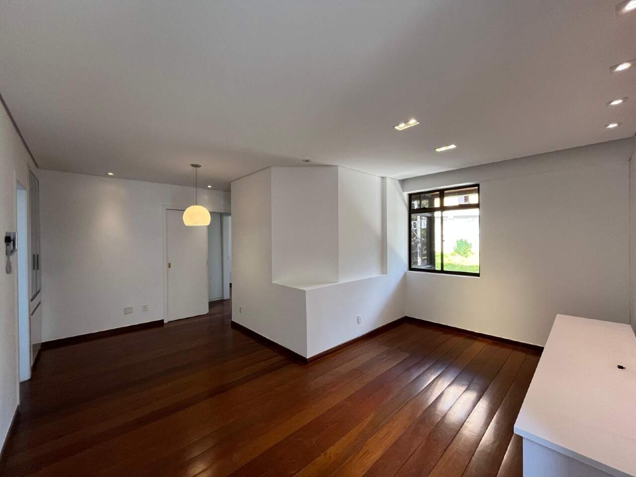 Imagem do imóvel Apartamento para aluguel, 3 quartos, 1 suíte, 2 vagas, Buritis - Belo Horizonte/MG