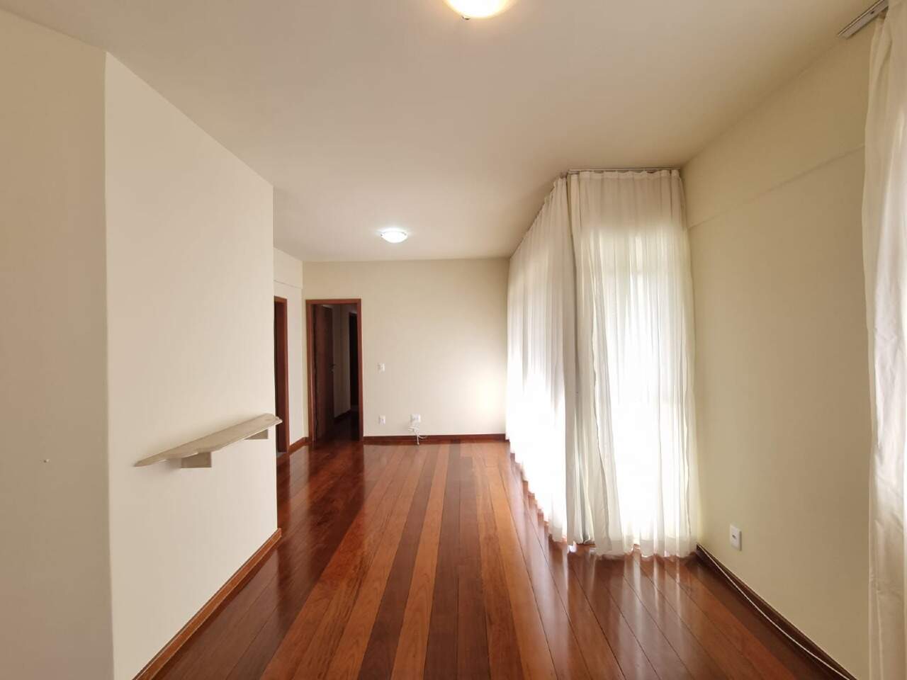 Imagem do imóvel Apartamento para aluguel, 3 quartos, 1 suíte, 1 vaga, Buritis - Belo Horizonte/MG
