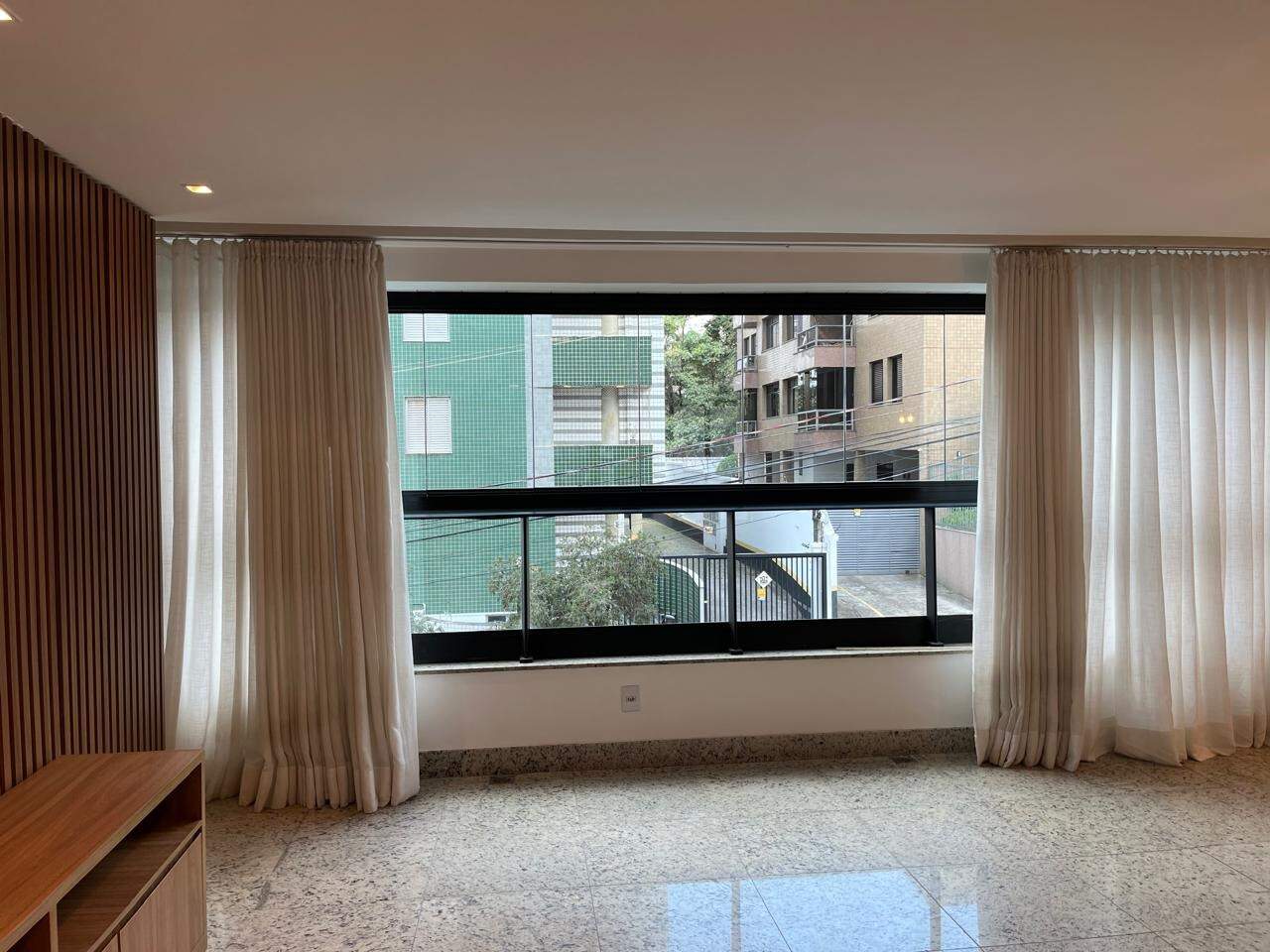 Imagem do imóvel Apartamento para aluguel, 3 quartos, 1 suíte, 2 vagas, Buritis - Belo Horizonte/MG