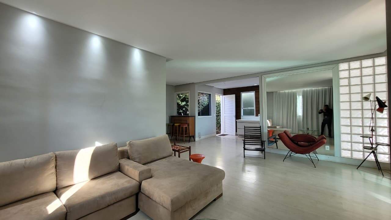 Imagem do imóvel Casa à venda, 4 quartos, 1 suíte, 9 vagas, Estoril - Belo Horizonte/MG