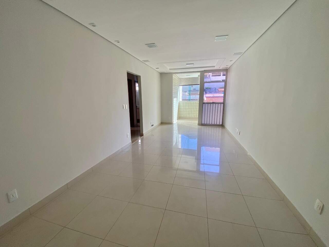 Imagem do imóvel Apartamento para aluguel, 3 quartos, 1 suíte, 2 vagas, Jardim América - Belo Horizonte/MG