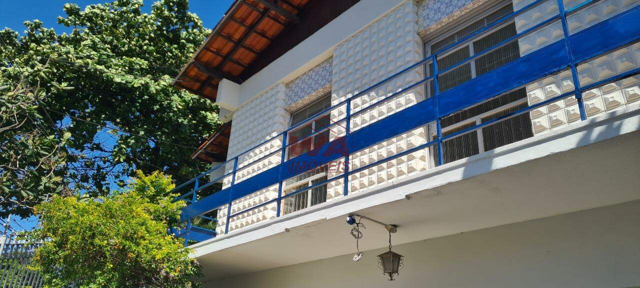 Casa para aluguel no Caiçaras: 