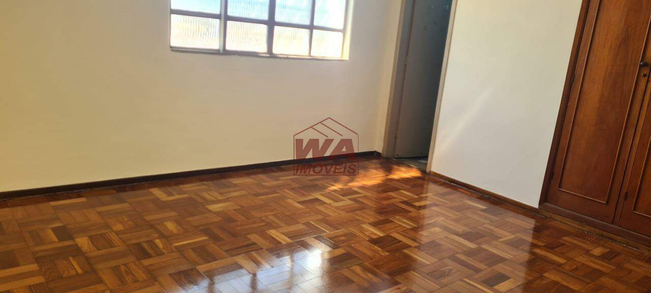 Casa para aluguel no Caiçaras: 