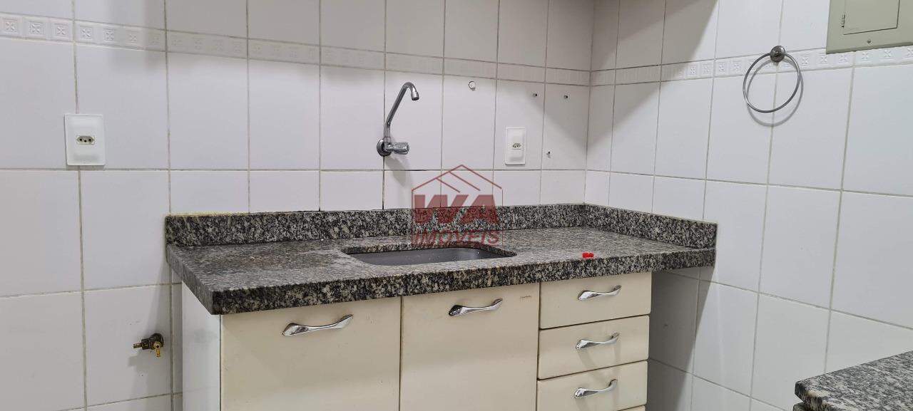 Apartamento para aluguel no Castelo: 