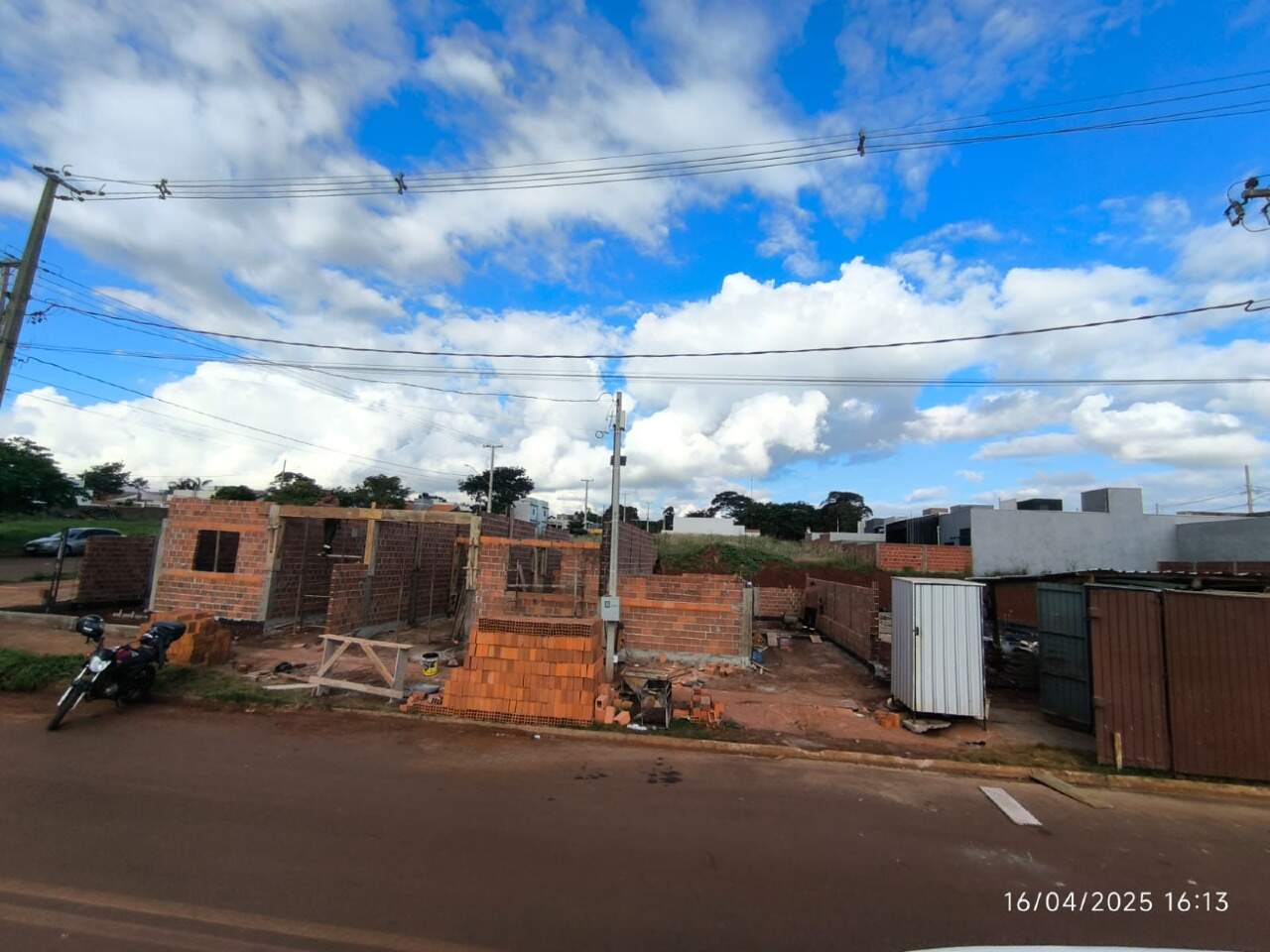 Casa à venda no Pinheirinho: 