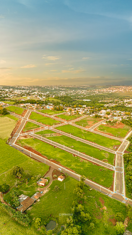 Lote à venda no Jardim Parizzotto: 
