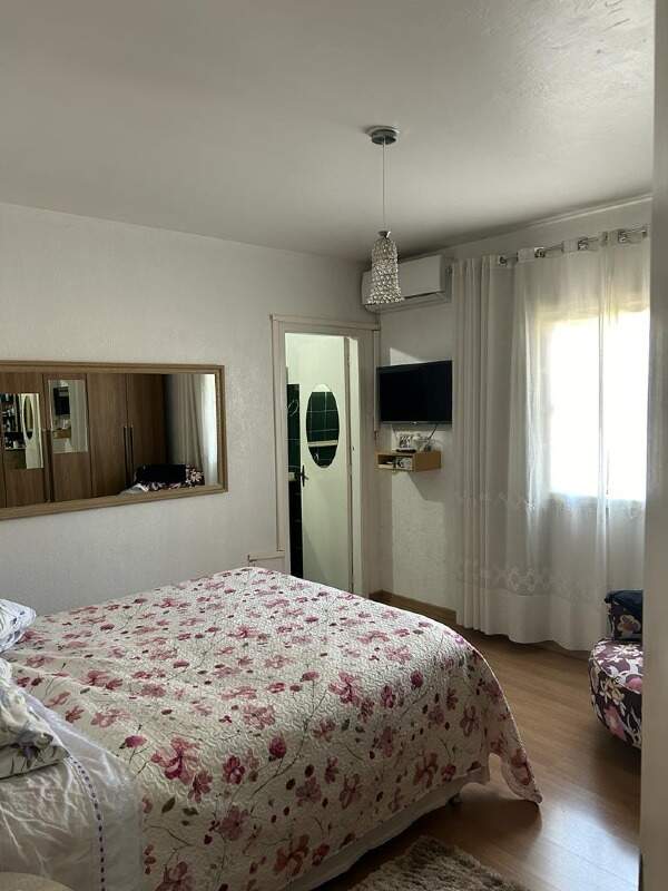 Casa à venda no Jardim Gisela: 