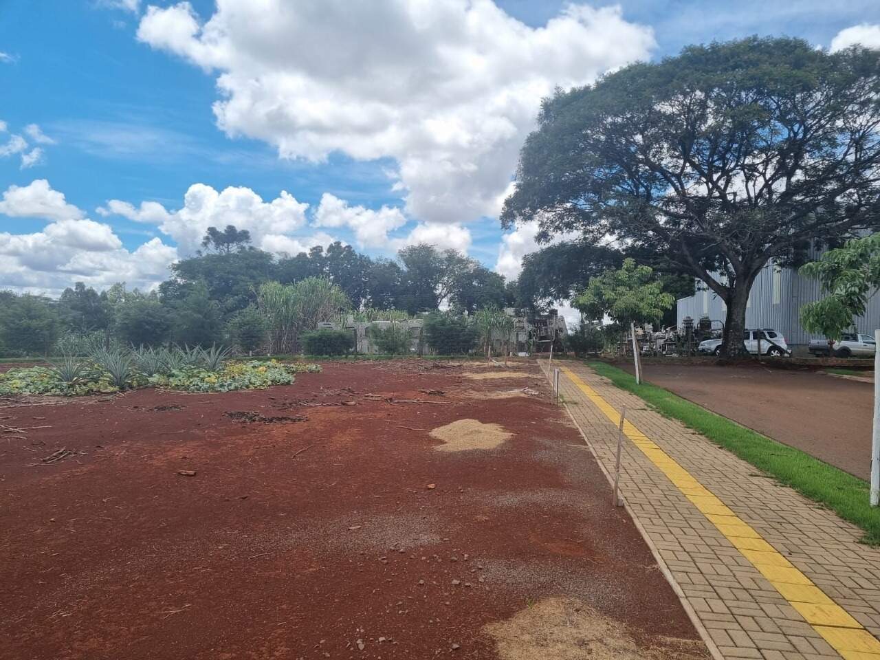Lote à venda no Jardim Porto Alegre: 