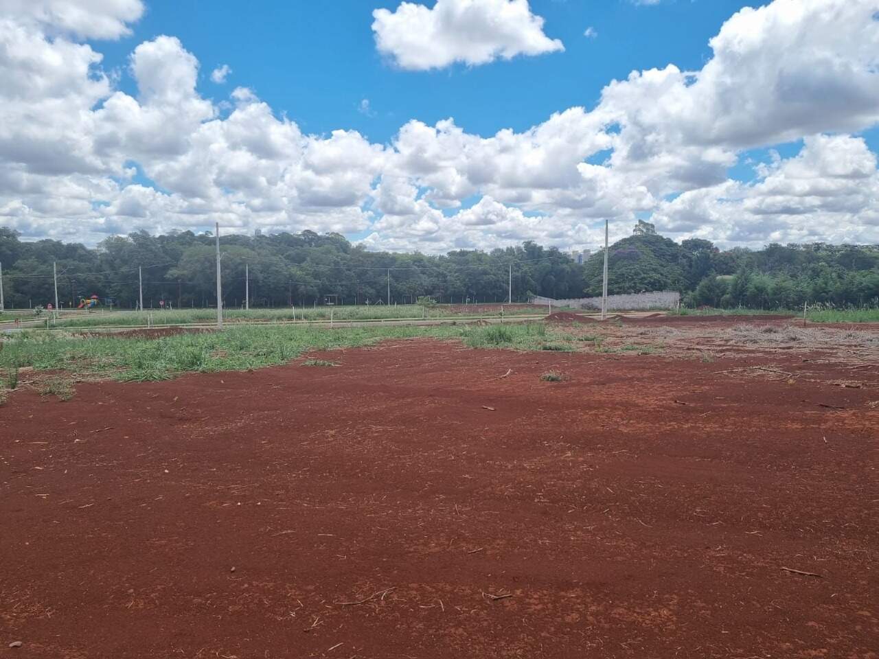 Lote à venda no Jardim Porto Alegre: 