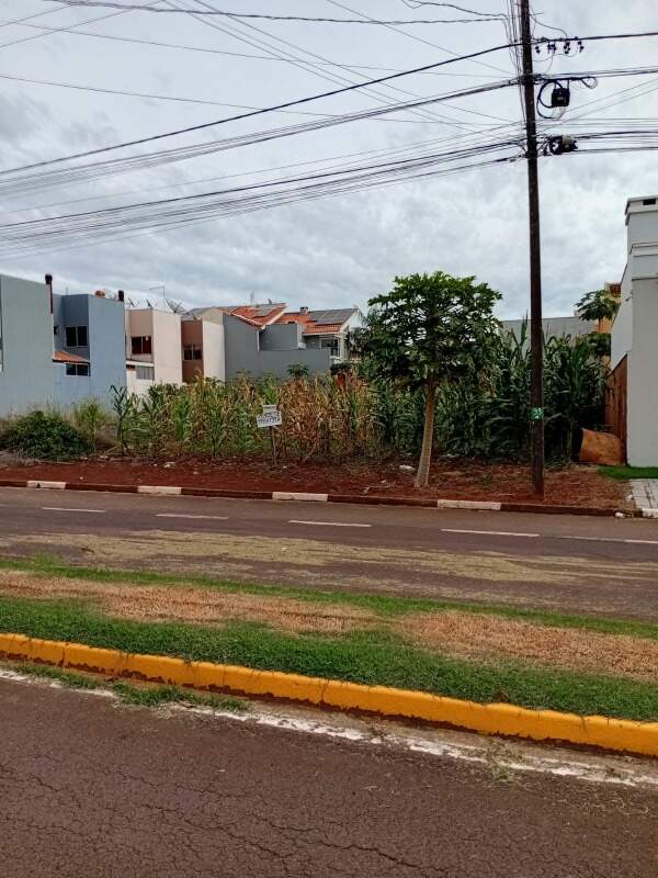 Lote à venda no Jardim Gisela: 