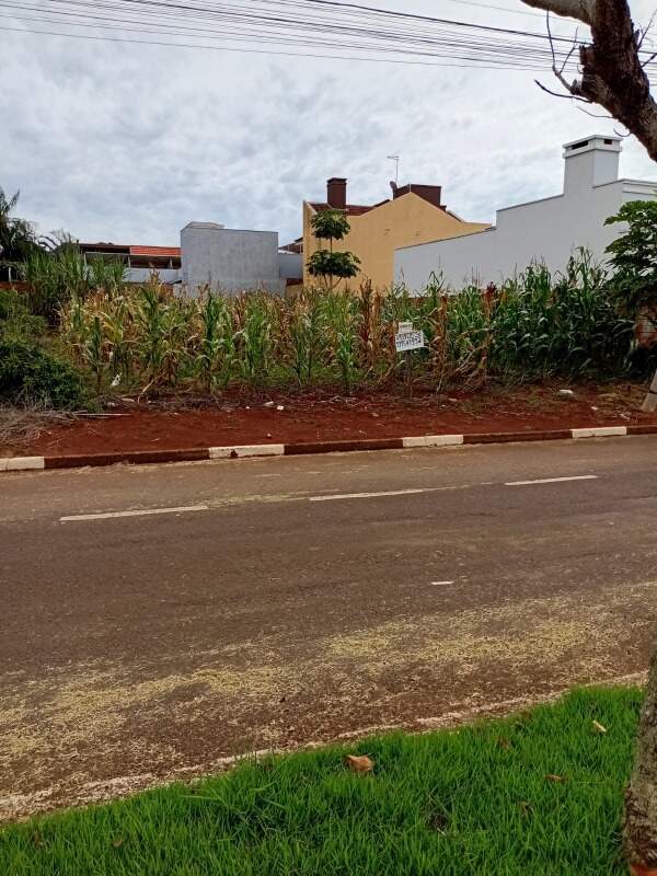 Lote à venda no Jardim Gisela: 