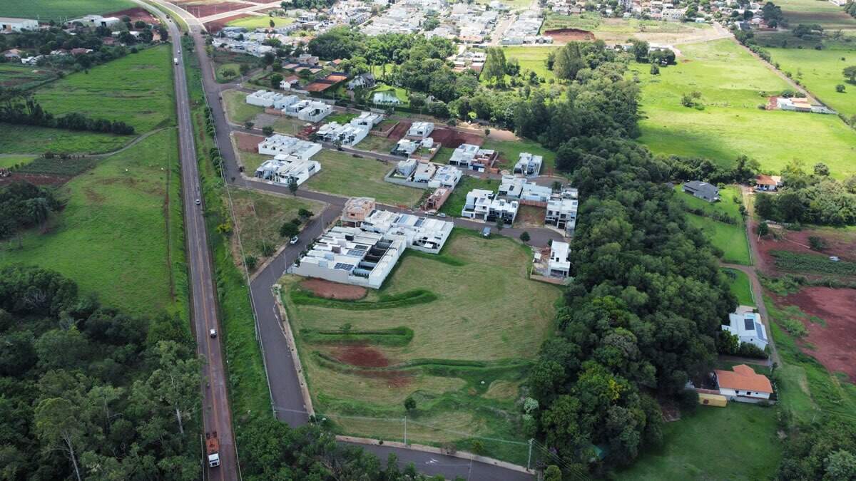 Lote à venda no Jardim Pancera: 