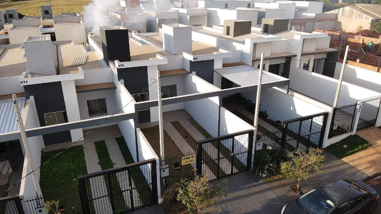 Casa à venda no Pinheirinho: 