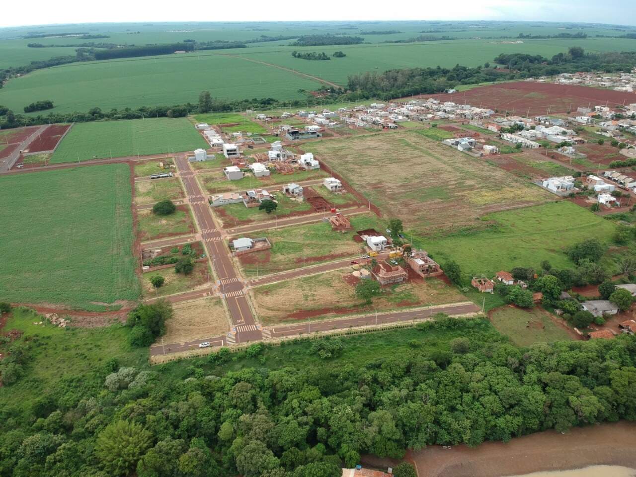 Lote à venda no Interlagos: 