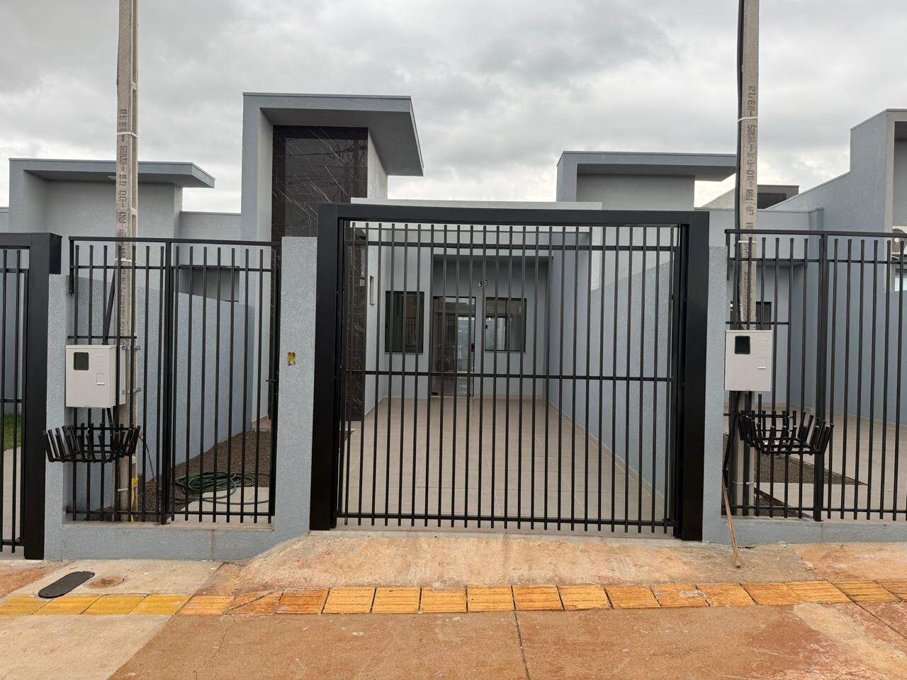 Casa à venda no Pinheirinho: 