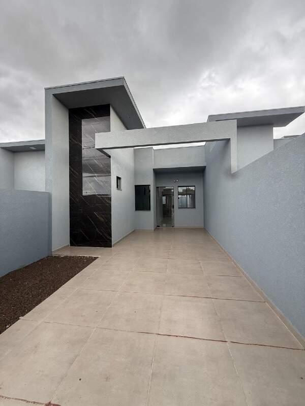 Casa à venda no Pinheirinho: 