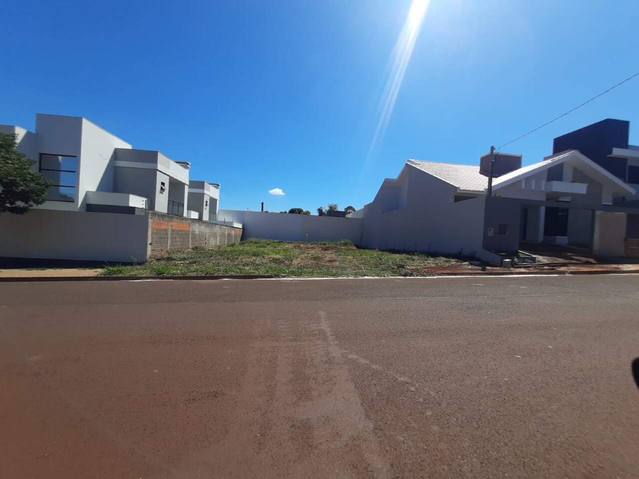 Lote à venda no Jardim Pancera: 