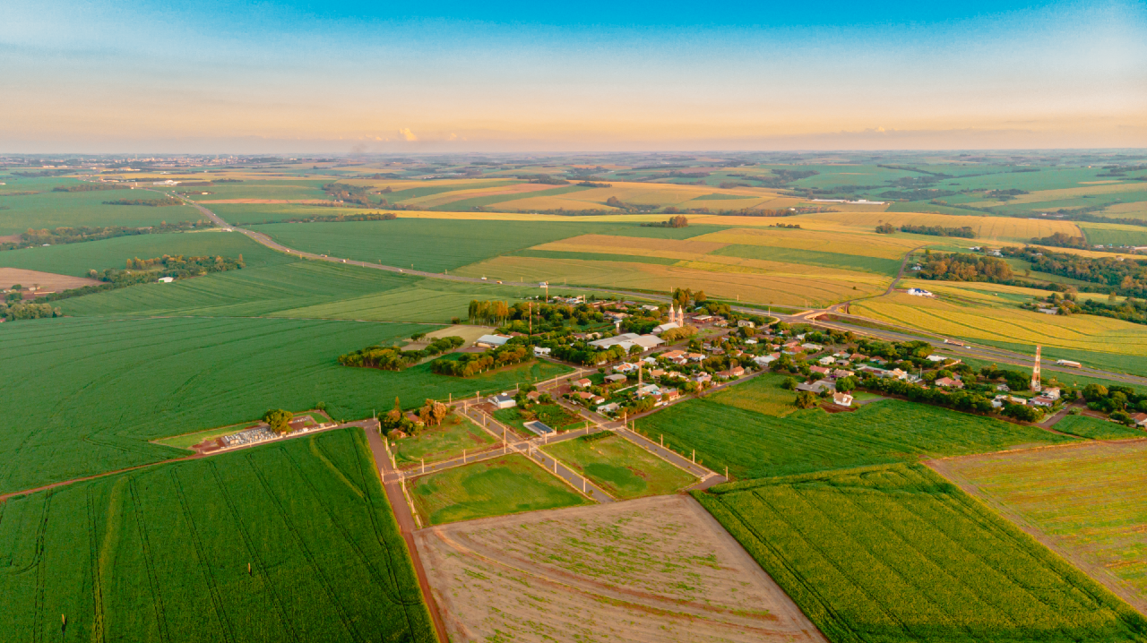 Lote à venda no Vila Ipiranga: 