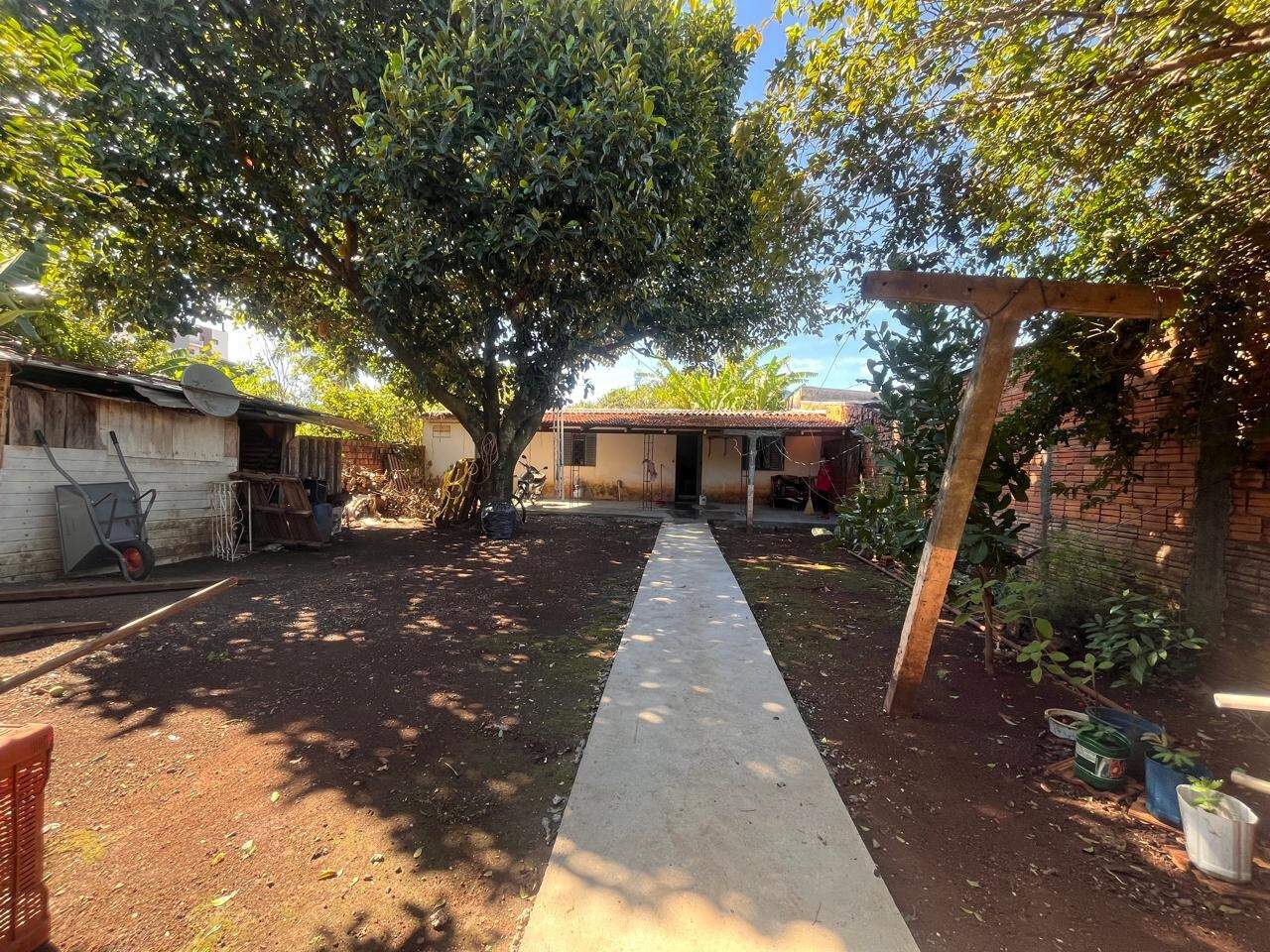 Lote à venda no Jardim Gisela: 