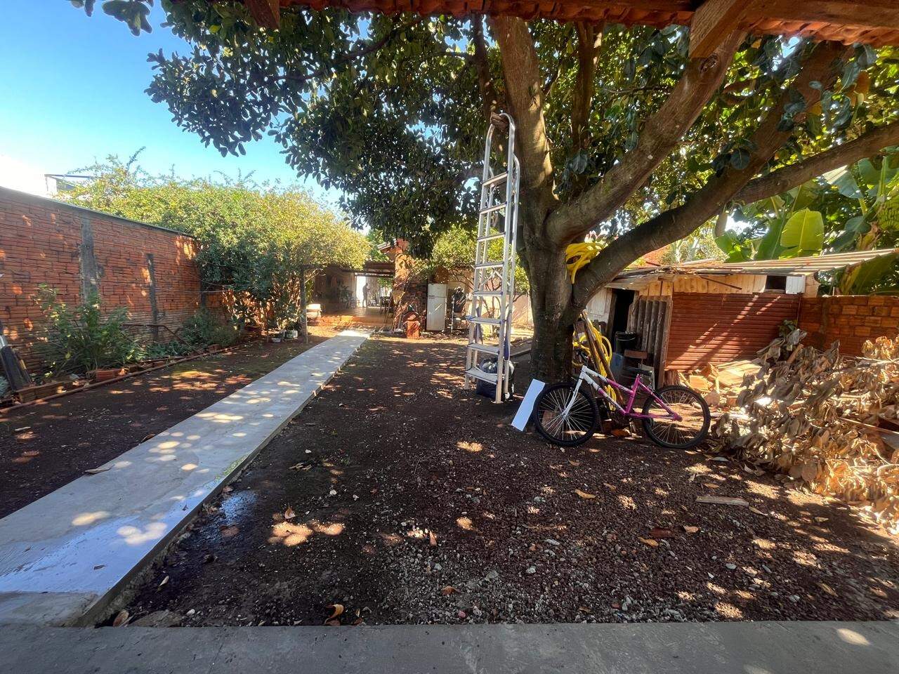 Lote à venda no Jardim Gisela: 