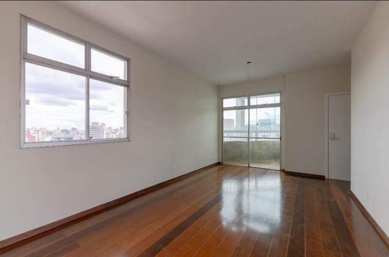 Apartamento à venda no Santo Agostinho: 