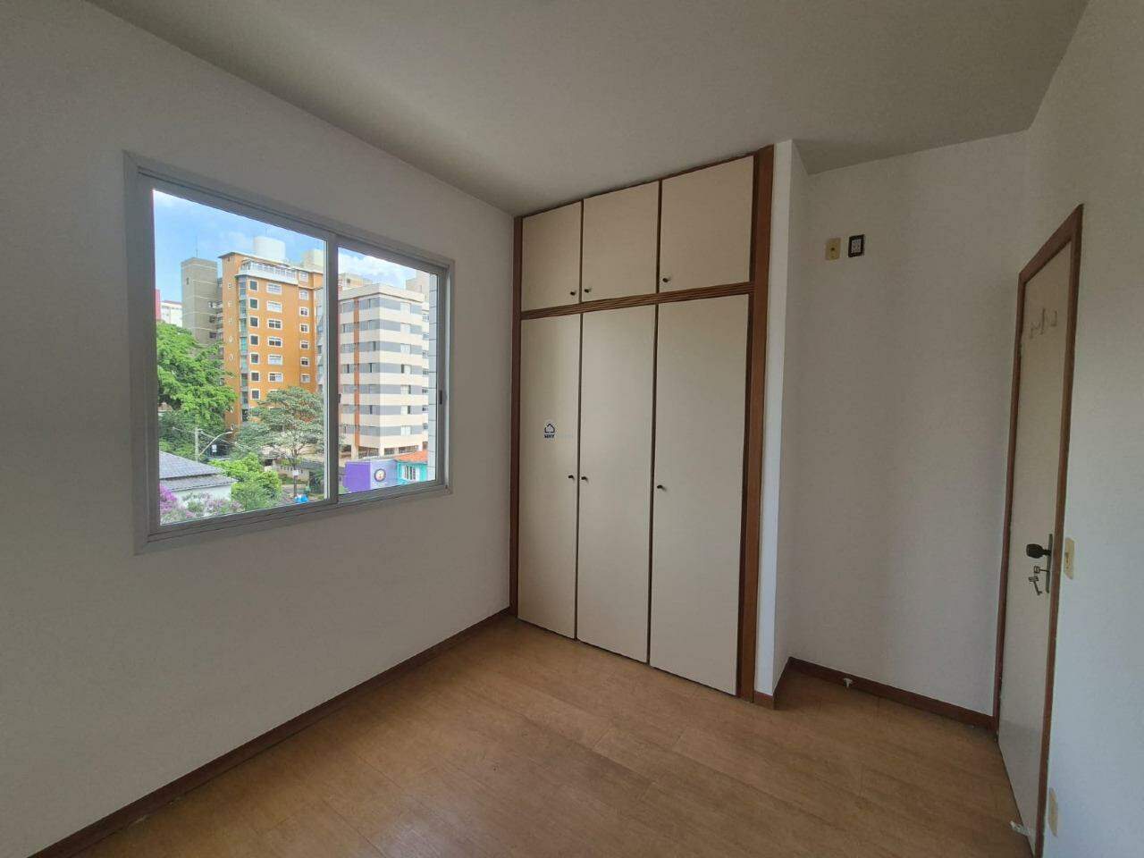 Apartamento para aluguel no Carmo Sion: 
