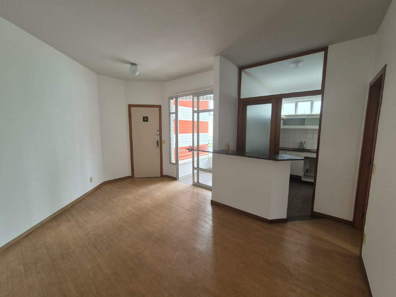 Apartamento para aluguel no Carmo Sion: 