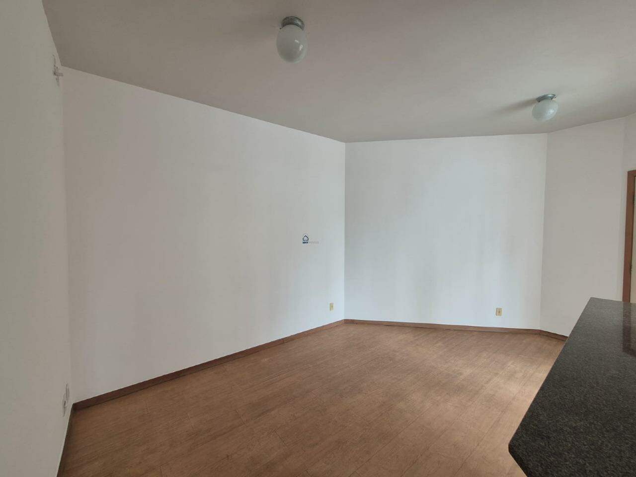 Apartamento para aluguel no Carmo Sion: 