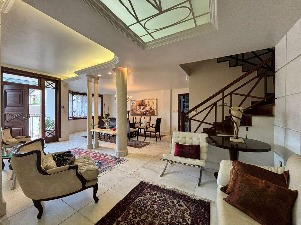Casa à venda no Mangabeiras: 