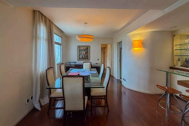 Apartamento à venda no Santo Agostinho: 
