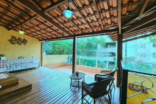 Casa à venda no Serra: 