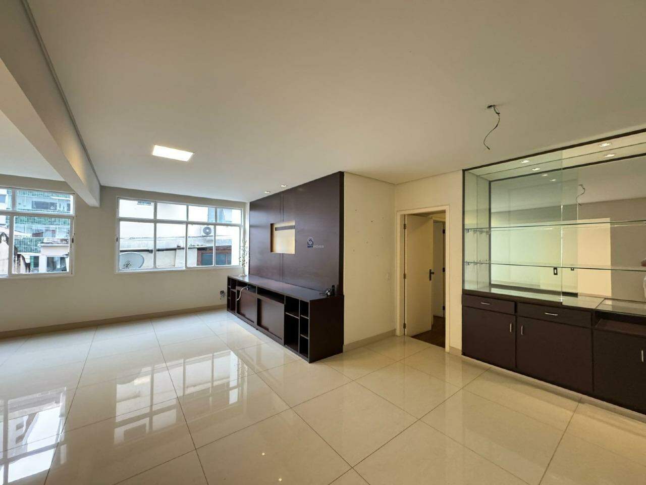 Apartamento para aluguel no Santo Antonio: 