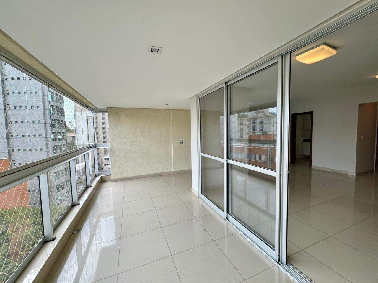 Apartamento à venda no Lourdes: 