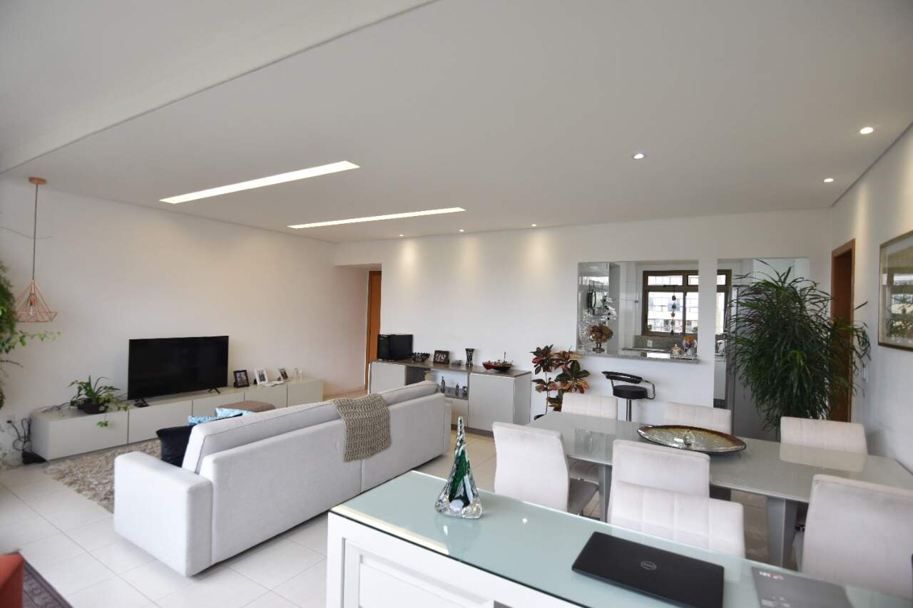 Apartamento à venda no VALE DO SERENO: 