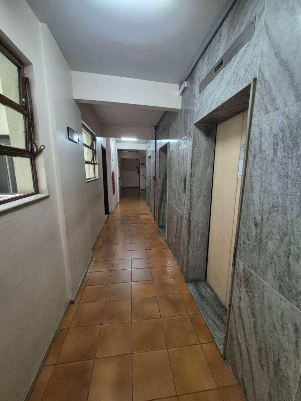 Sala Comercial para aluguel no Barro Preto: 