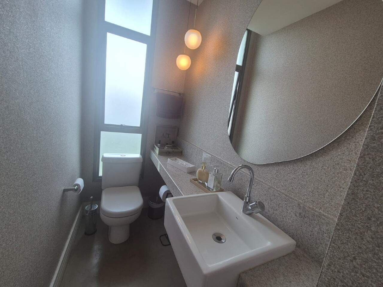 Apartamento à venda no Vale dos Cristais: 