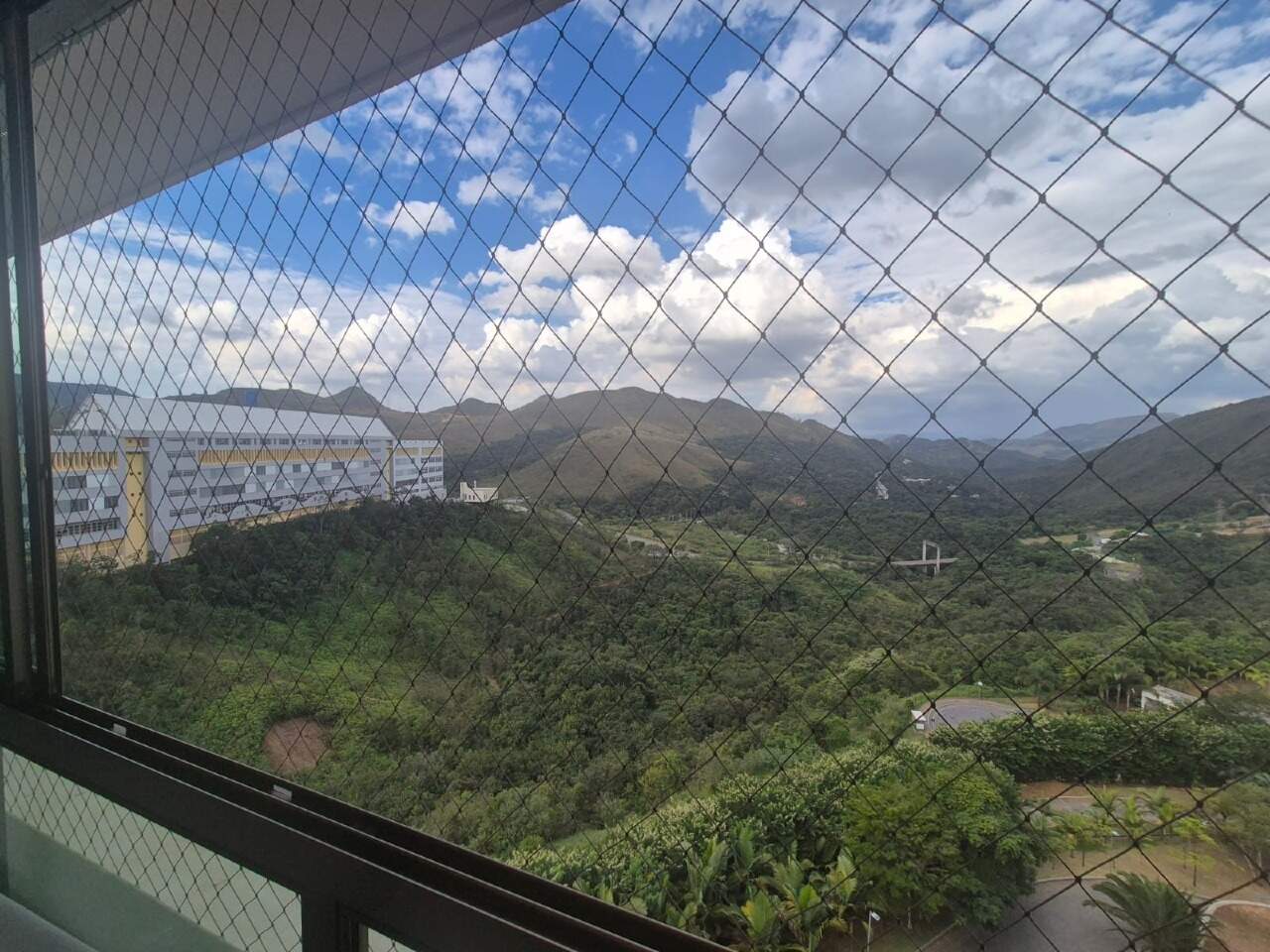 Apartamento à venda no Vale dos Cristais: 