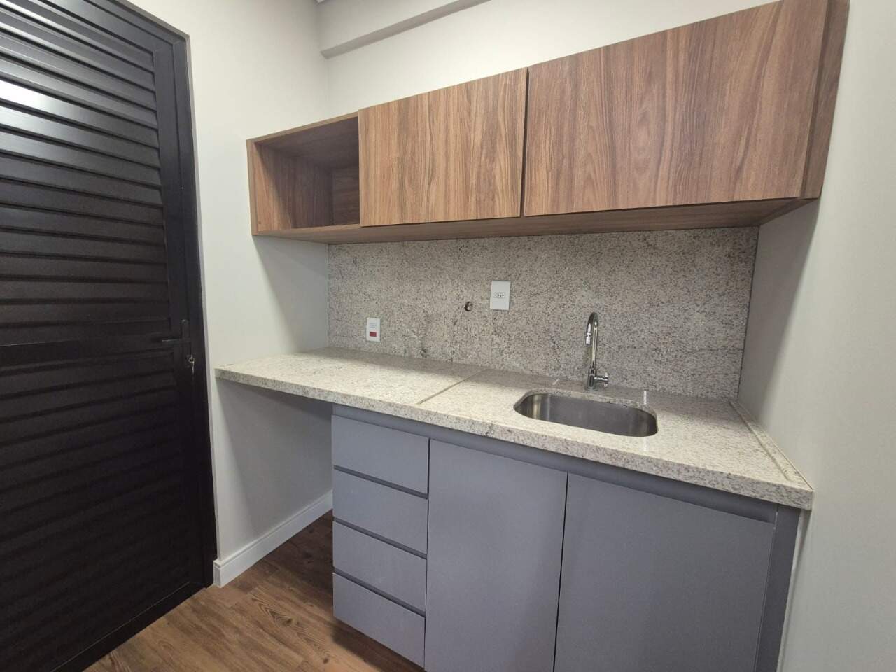 Sala Comercial à venda no vila da serra: 